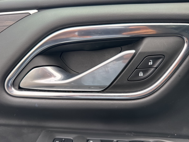 2022 Chevrolet Tahoe LT photo 16