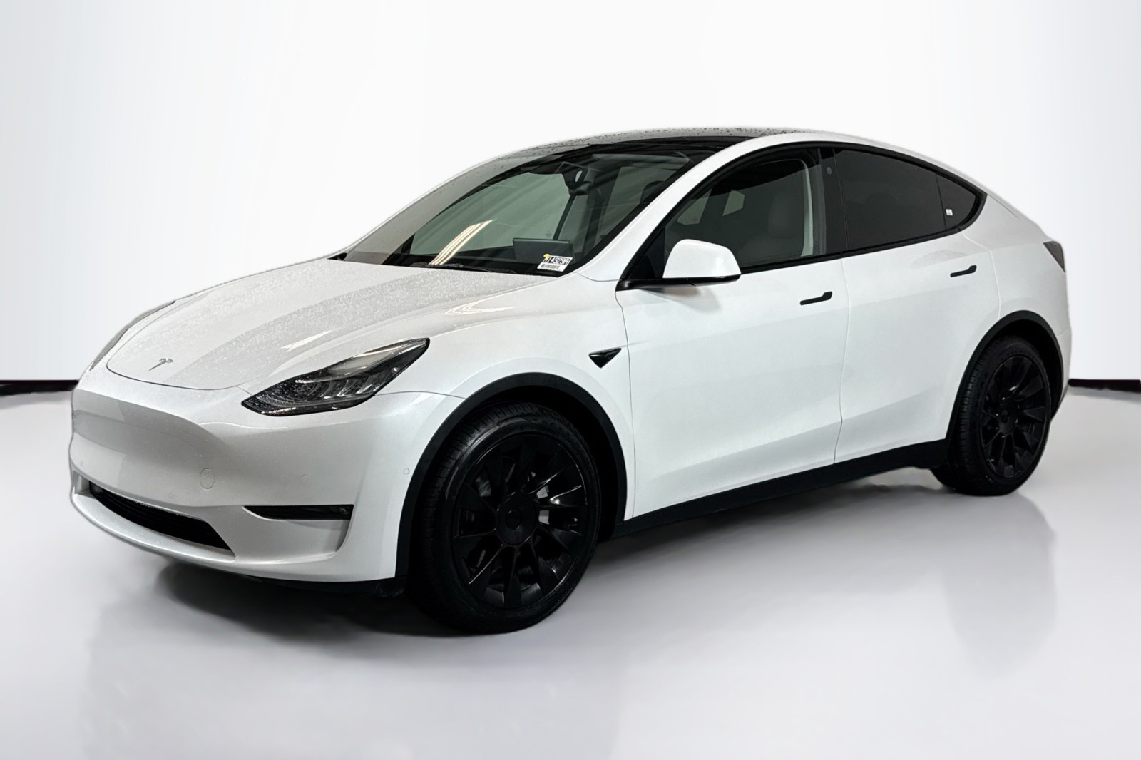 2022 Tesla Model Y Long Range's photo