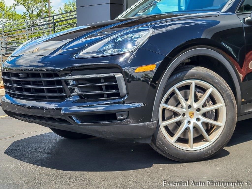 2021 Porsche Cayenne Coupe Base photo 2