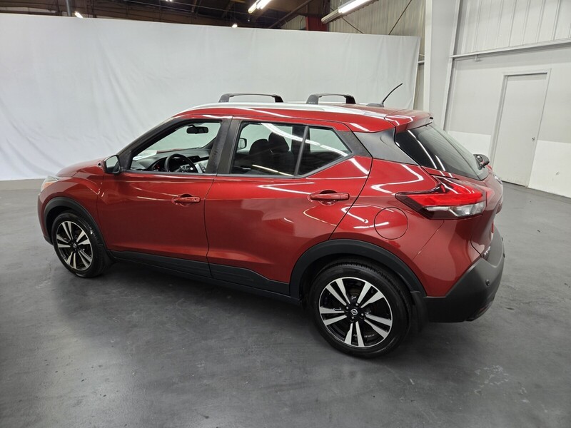 2020 Nissan Kicks SV photo 3