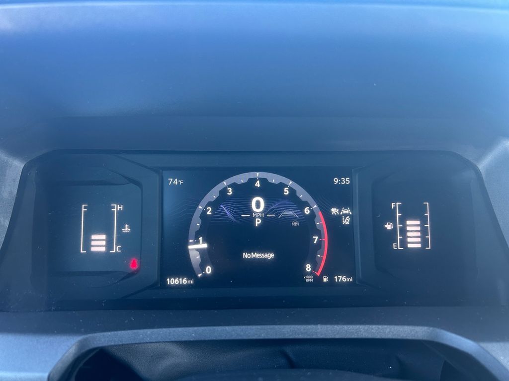 2024 Toyota Tacoma SR5 photo 10