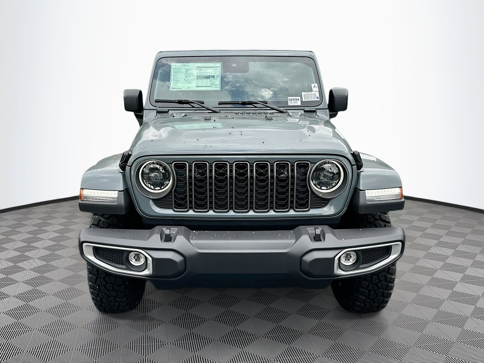 2025 Jeep Gladiator Sport photo 2