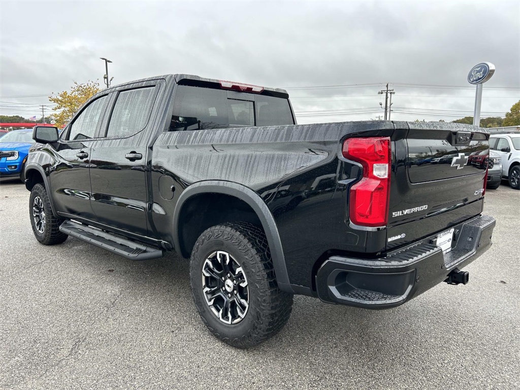 2025 Chevrolet Silverado 1500 ZR2 photo 4
