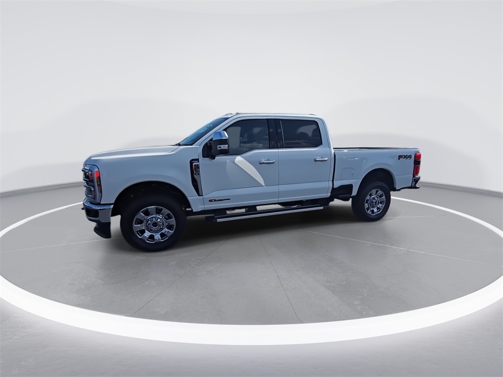 2026 Ford F-250 Lariat photo 4