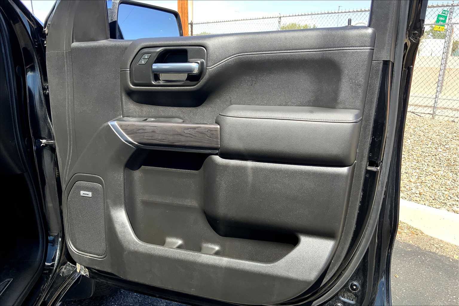 2019 Chevrolet Silverado 1500 LTZ photo 19