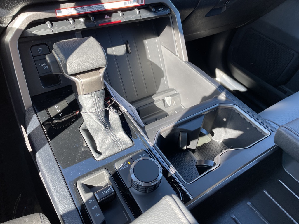 2026 Toyota Tundra SR5 CrewMax photo 10