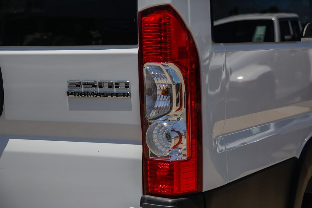 2024 Ram ProMaster 3500 Window Van photo 4