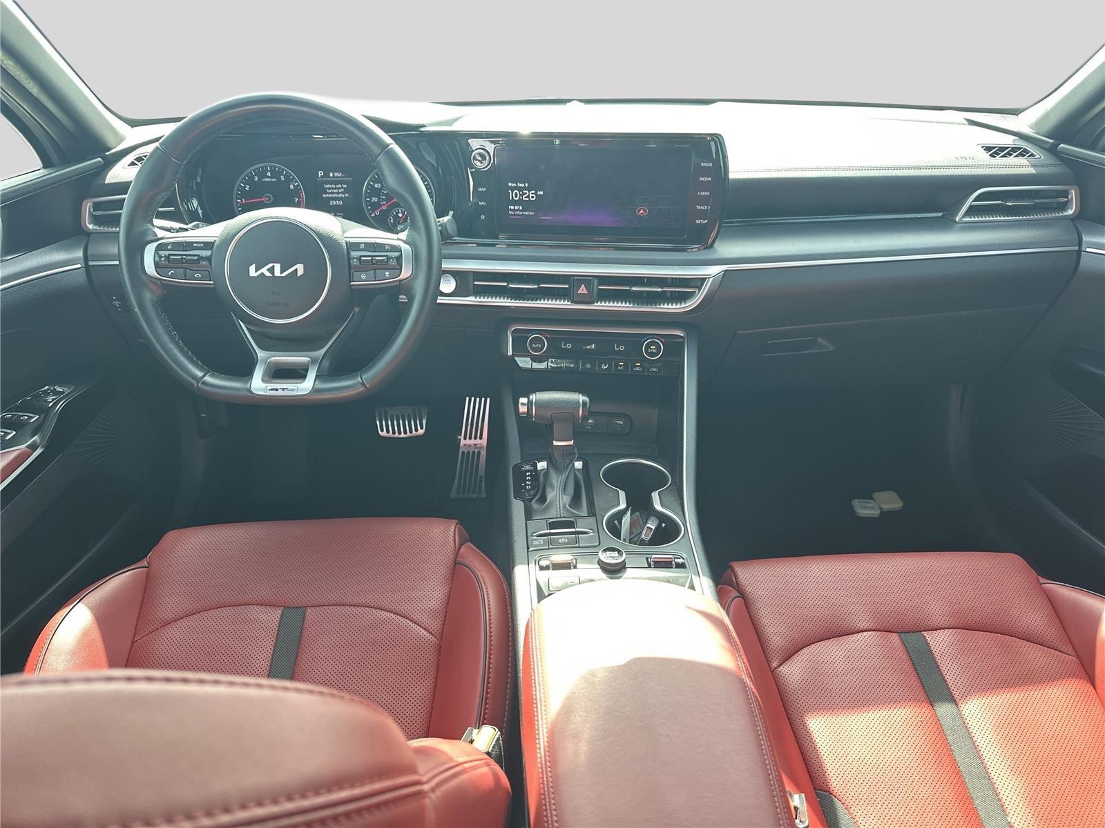 2024 Kia K5 GT-Line photo 16