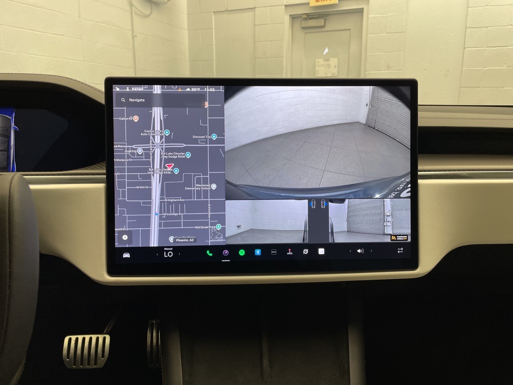 2021 Tesla Model S Plaid photo 11