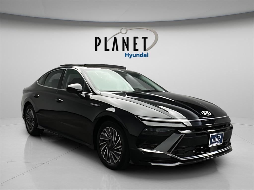2026 Hyundai Sonata Hybrid SEL's photo