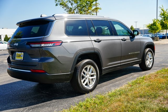 2023 Jeep Grand Cherokee Laredo photo 31
