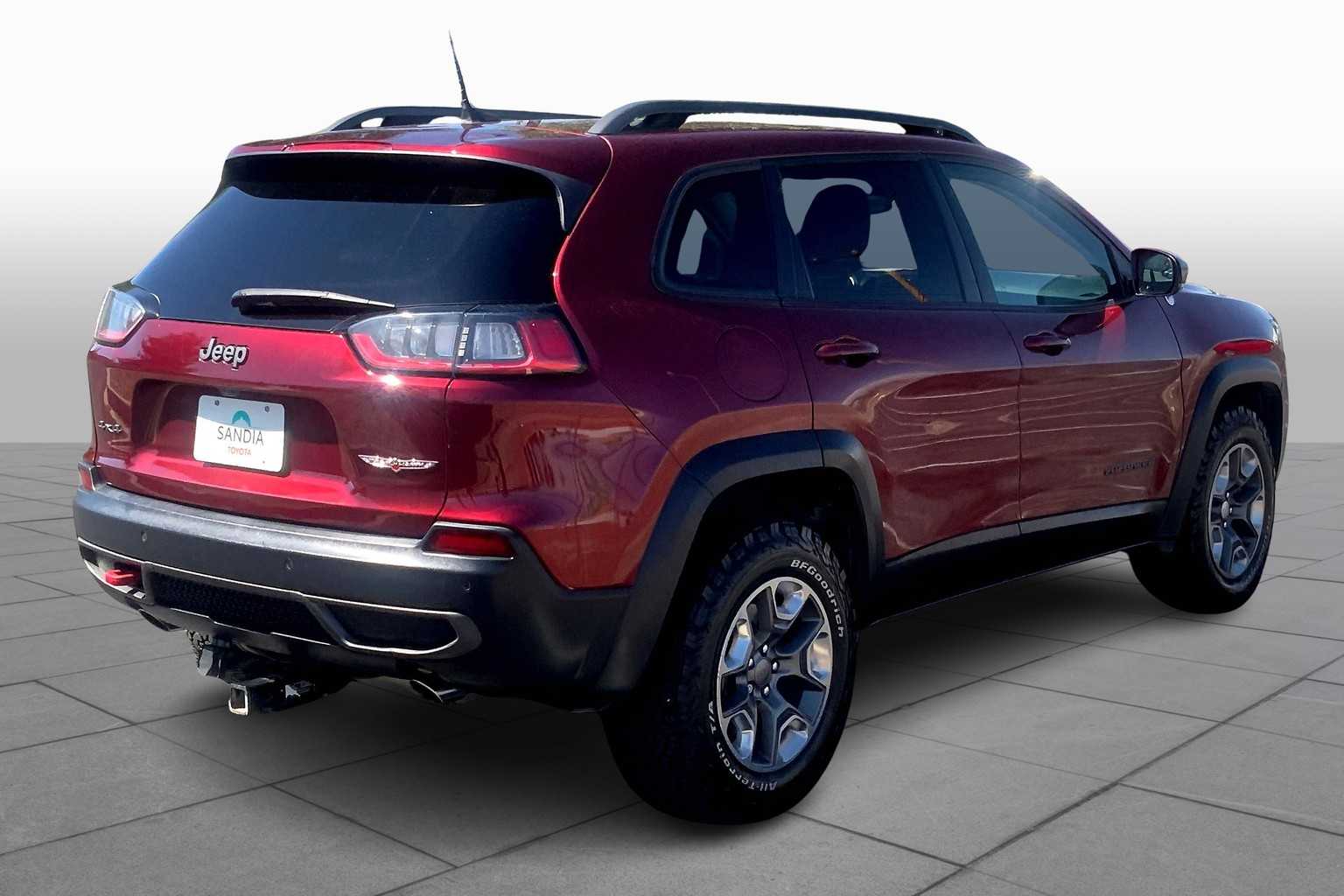 2019 Jeep Cherokee Trailhawk photo 11