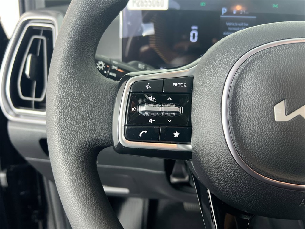 2026 Kia Sorento LX photo 16
