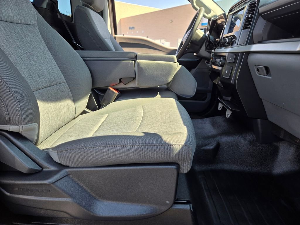 2022 Ford F-150 XL photo 14