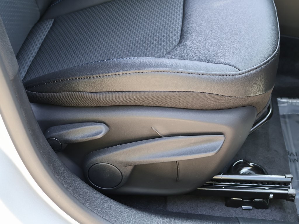 2025 Jeep Compass Latitude photo 10