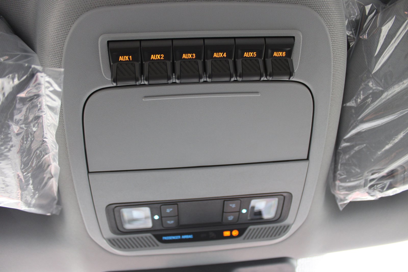 2023 FORD F-350 - Image 29