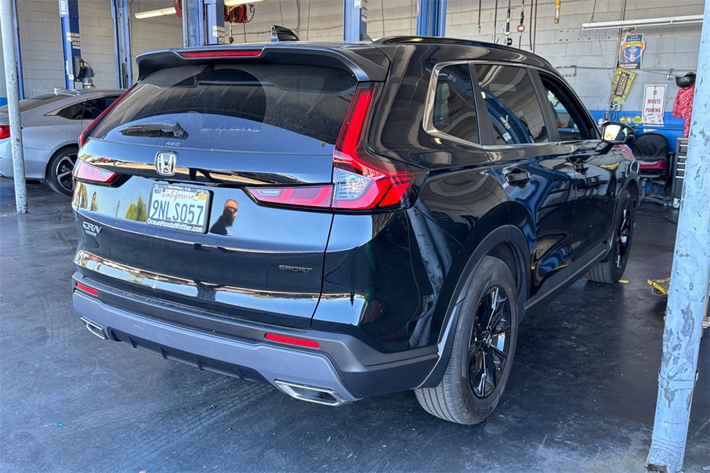 2024 Honda CR-V Hybrid Sport photo 2