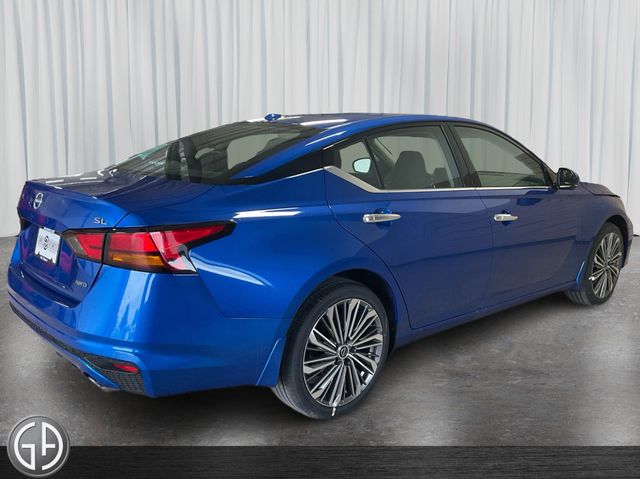 2025 Nissan Altima 2.5 SL photo 4