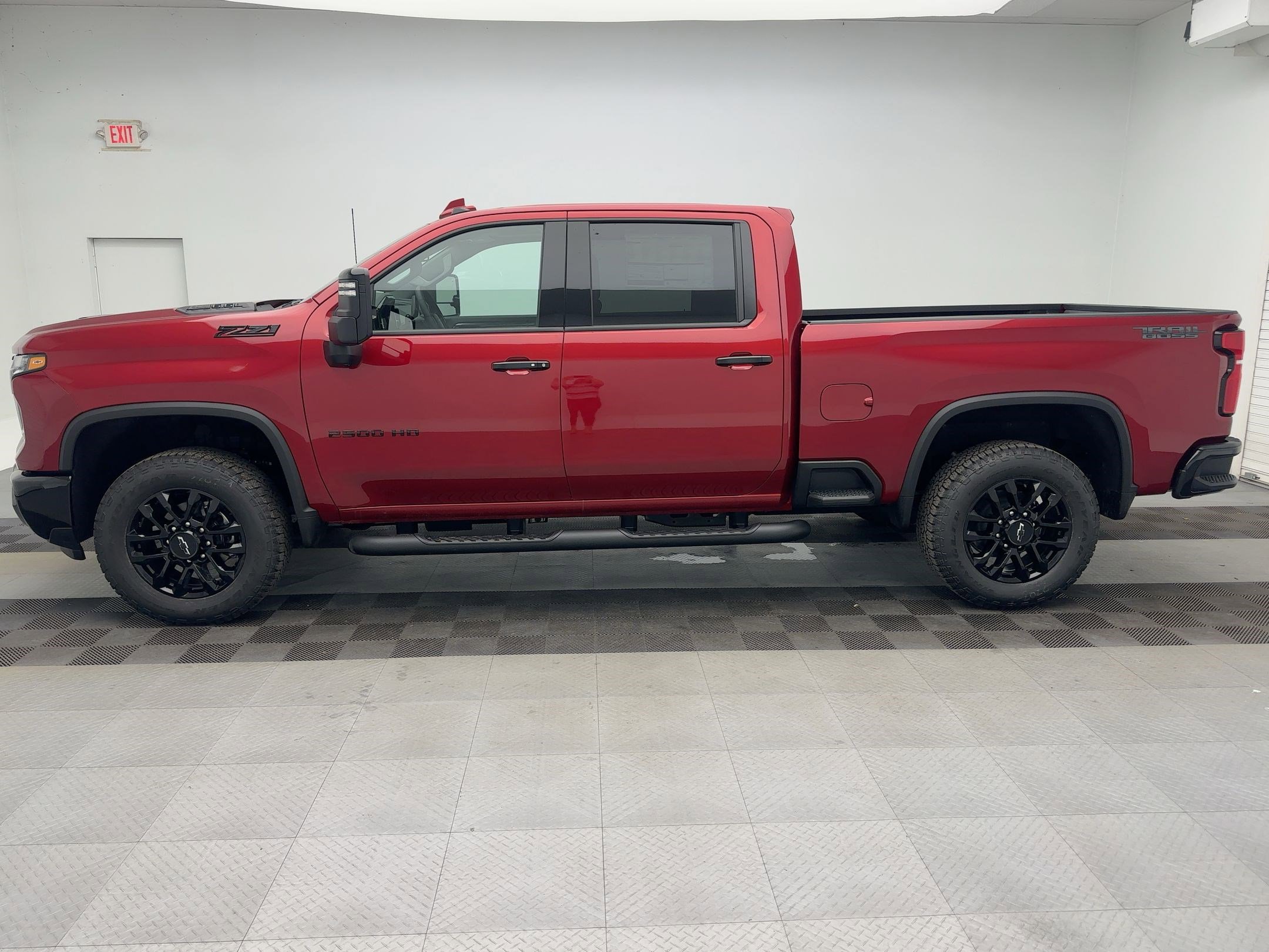 2026 Chevrolet Silverado 2500HD LTZ photo 2