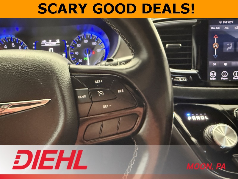 2018 Chrysler Pacifica Touring L photo 30