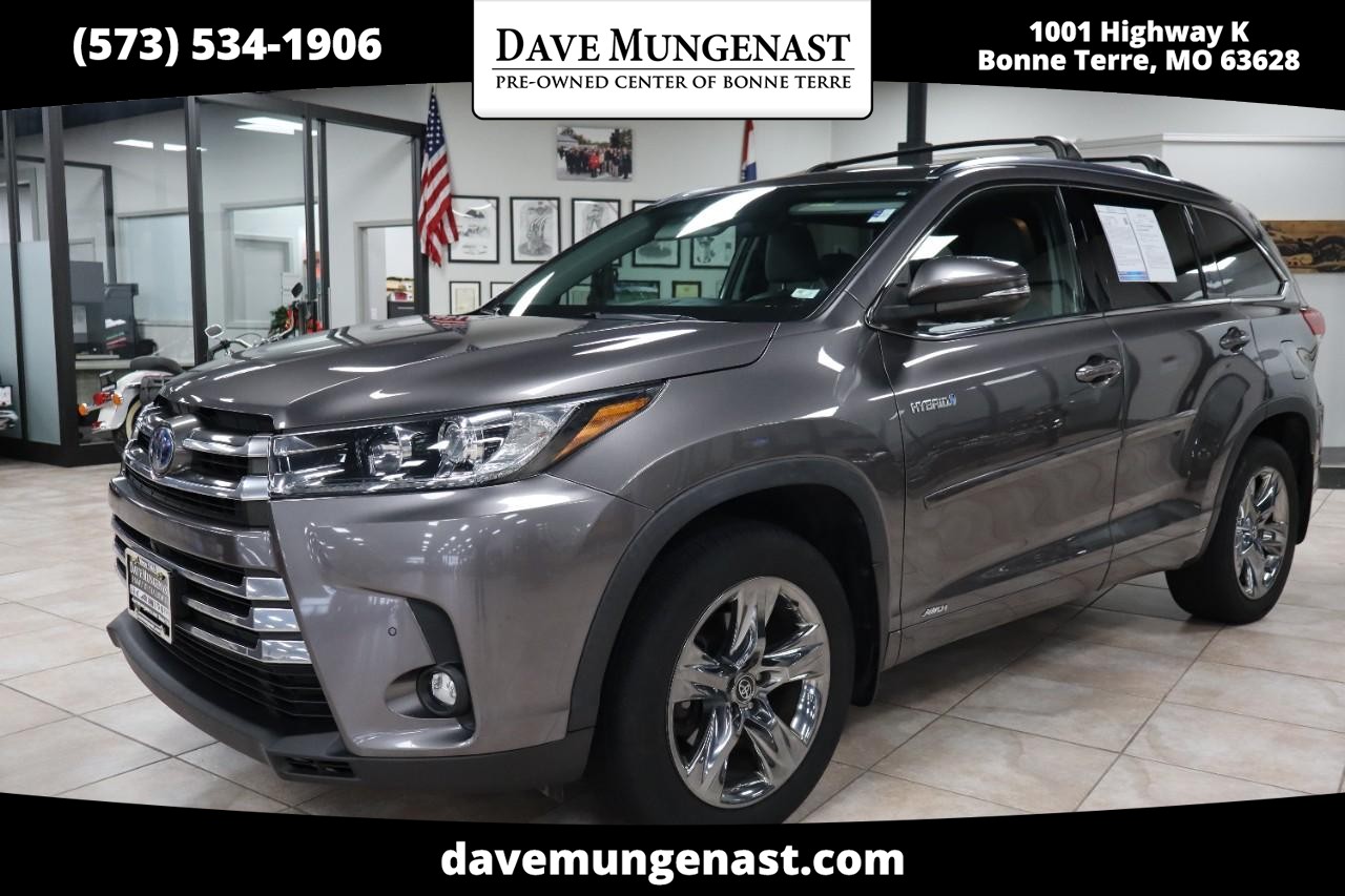 2019 Toyota Highlander Limited Platinum's photo