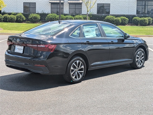 2025 Volkswagen Jetta 1.5T S photo 3