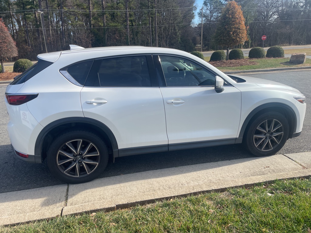 2018 Mazda CX-5 Grand Touring's photo