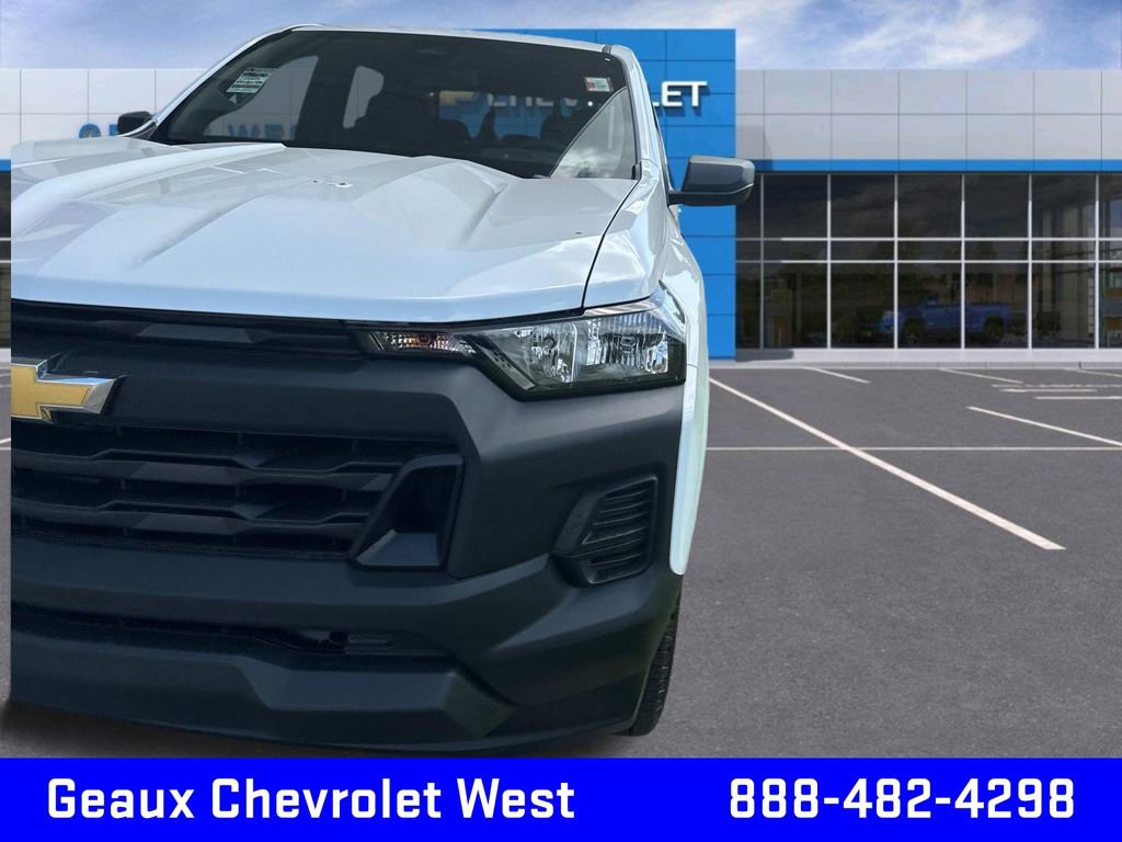 2025 Chevrolet Colorado LT photo 14