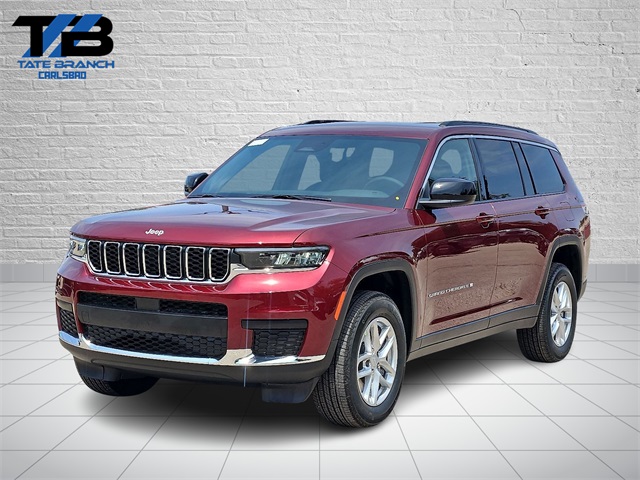 2025 Jeep Grand Cherokee L Laredo's photo