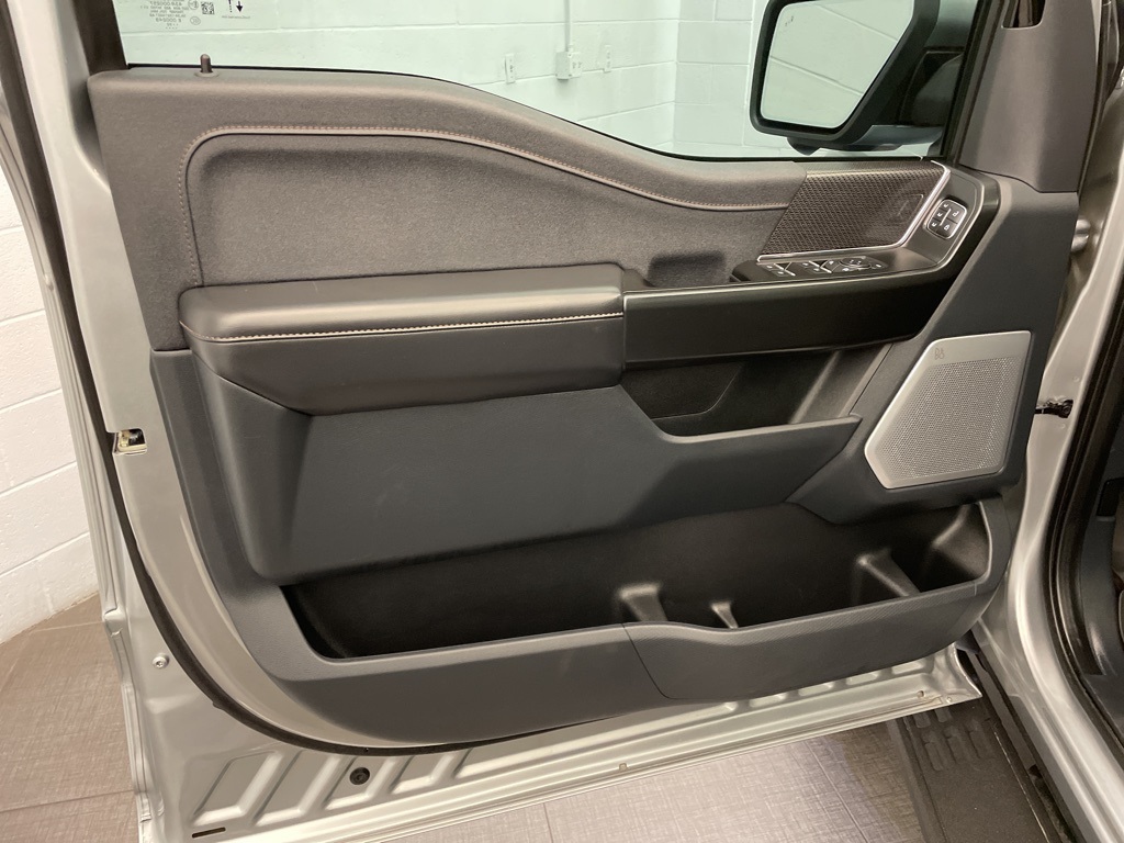 2022 Ford F-150 Raptor photo 21