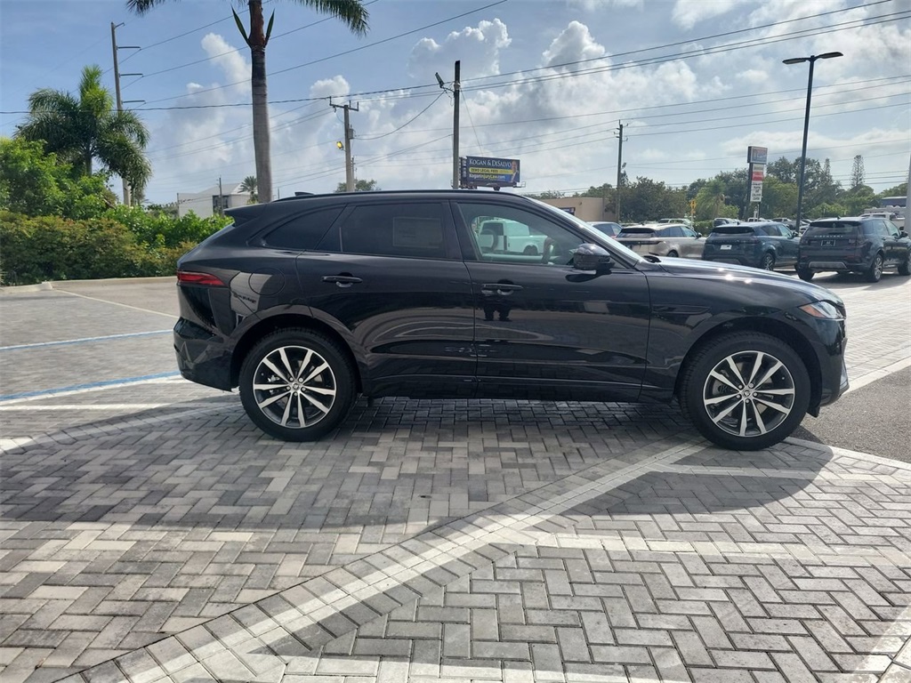 2026 Jaguar F-PACE P250 R-Dynamic S photo 6