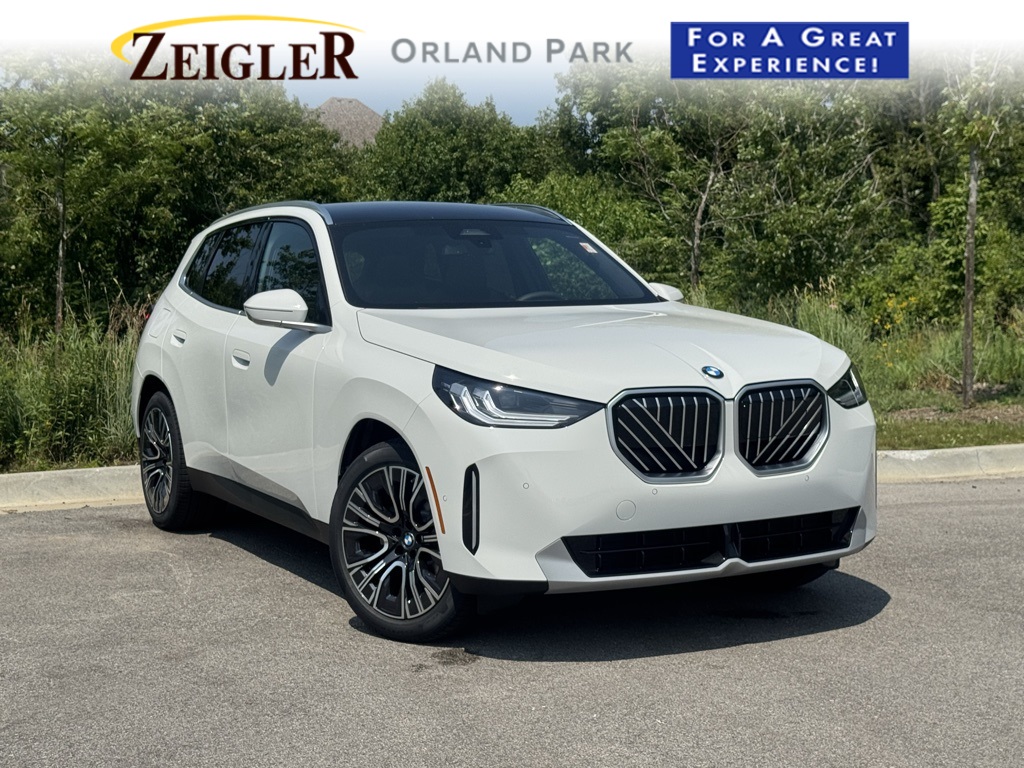 2025 BMW X3 30's photo