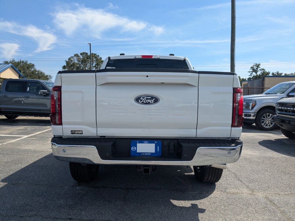 2025 Ford F-150 STX photo 4