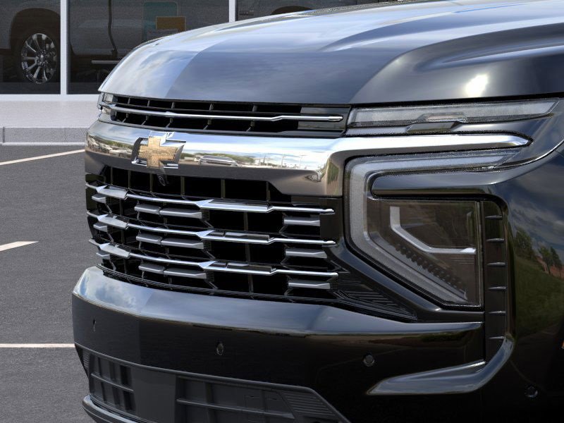 2025 Chevrolet Suburban Premier photo 14