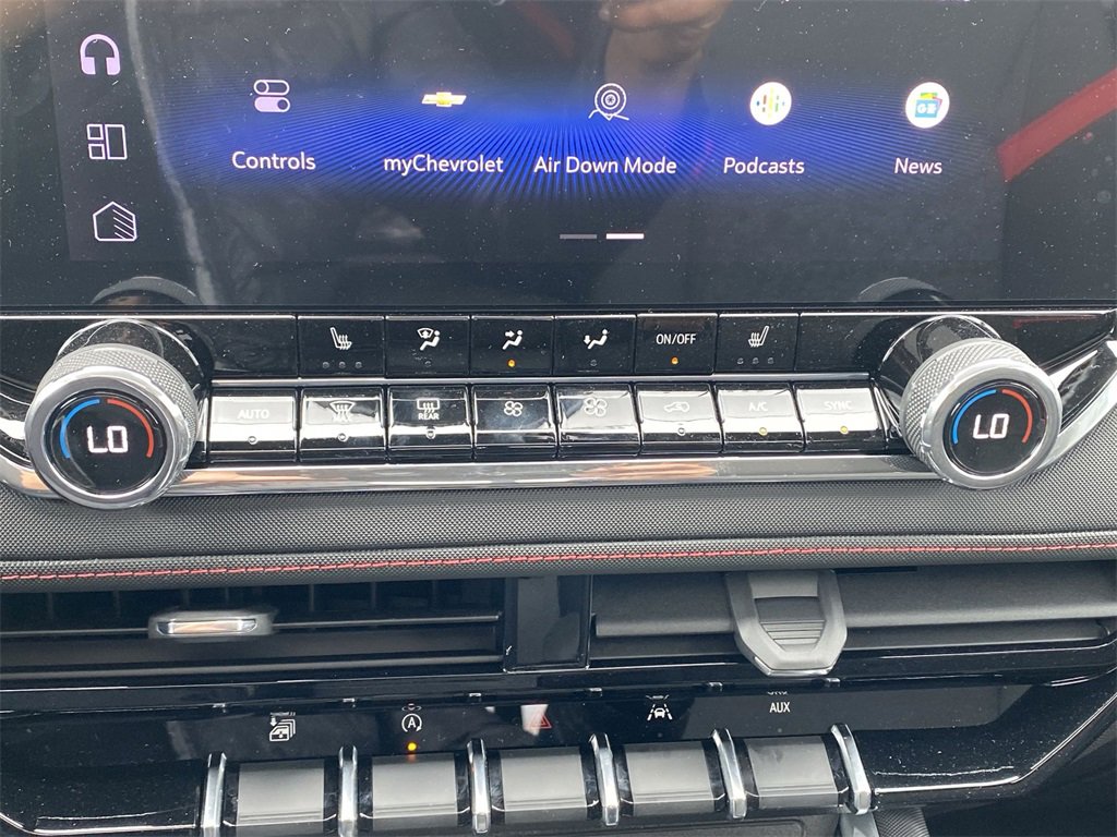 2025 Chevrolet Colorado Z71 photo 21