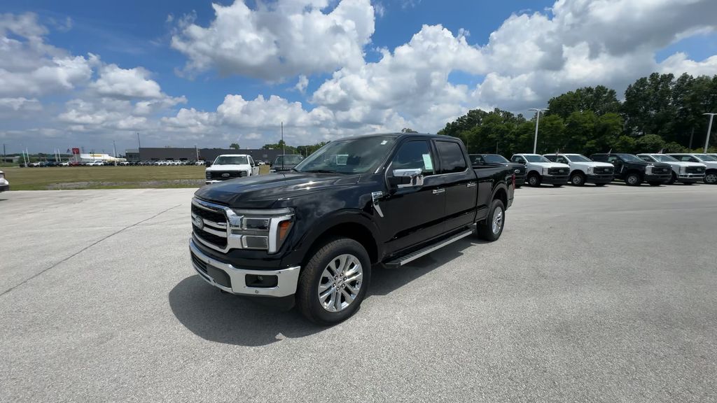 2025 Ford F-150 Lariat photo 4