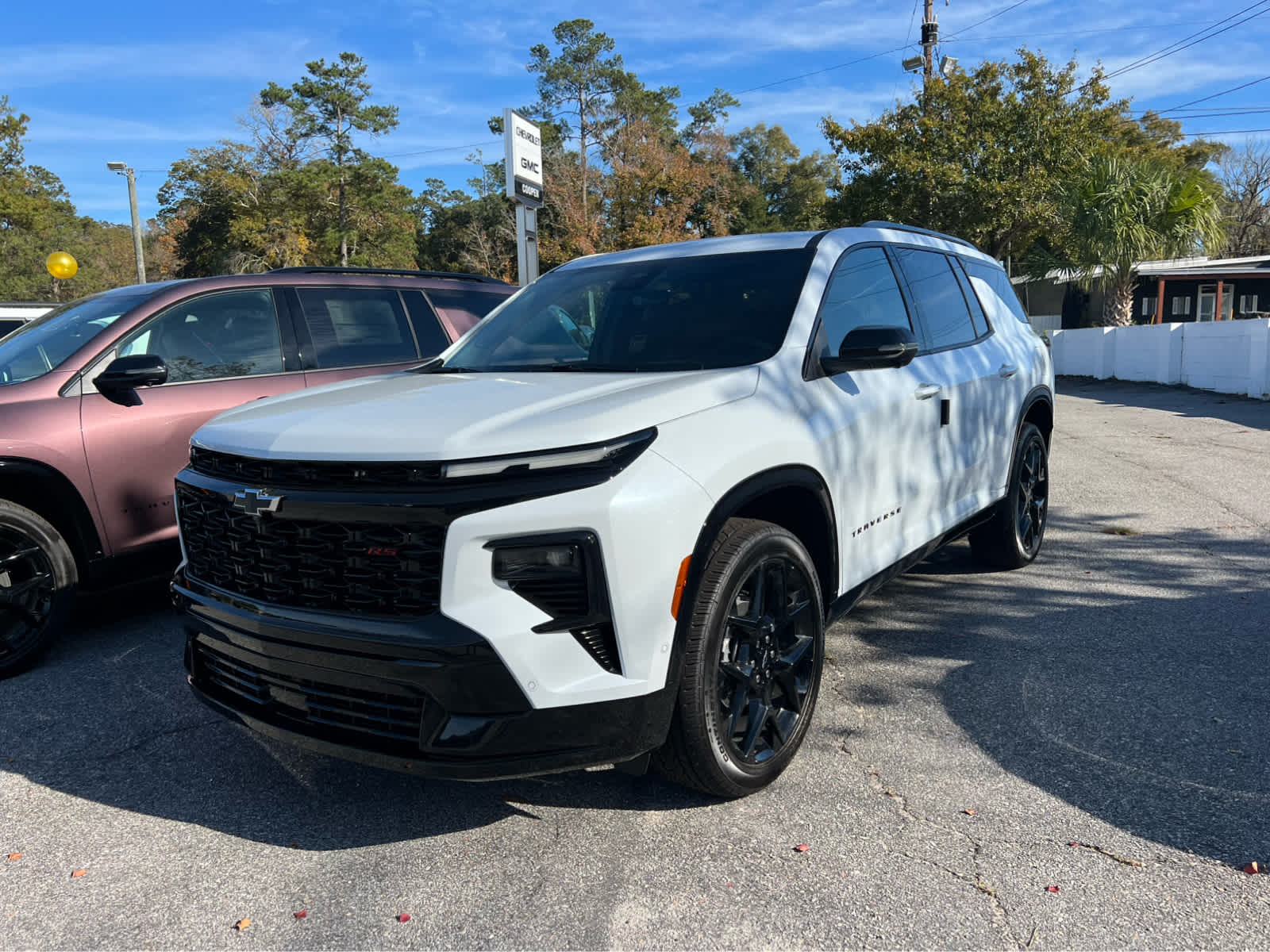 2026 Chevrolet Traverse RS photo 2