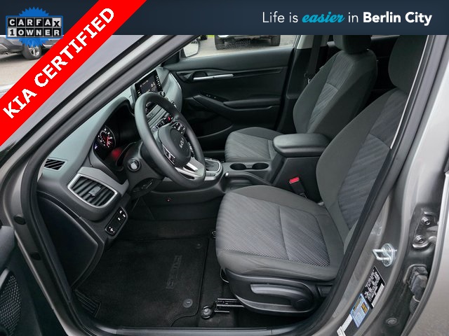 2023 Kia Seltos LX photo 9