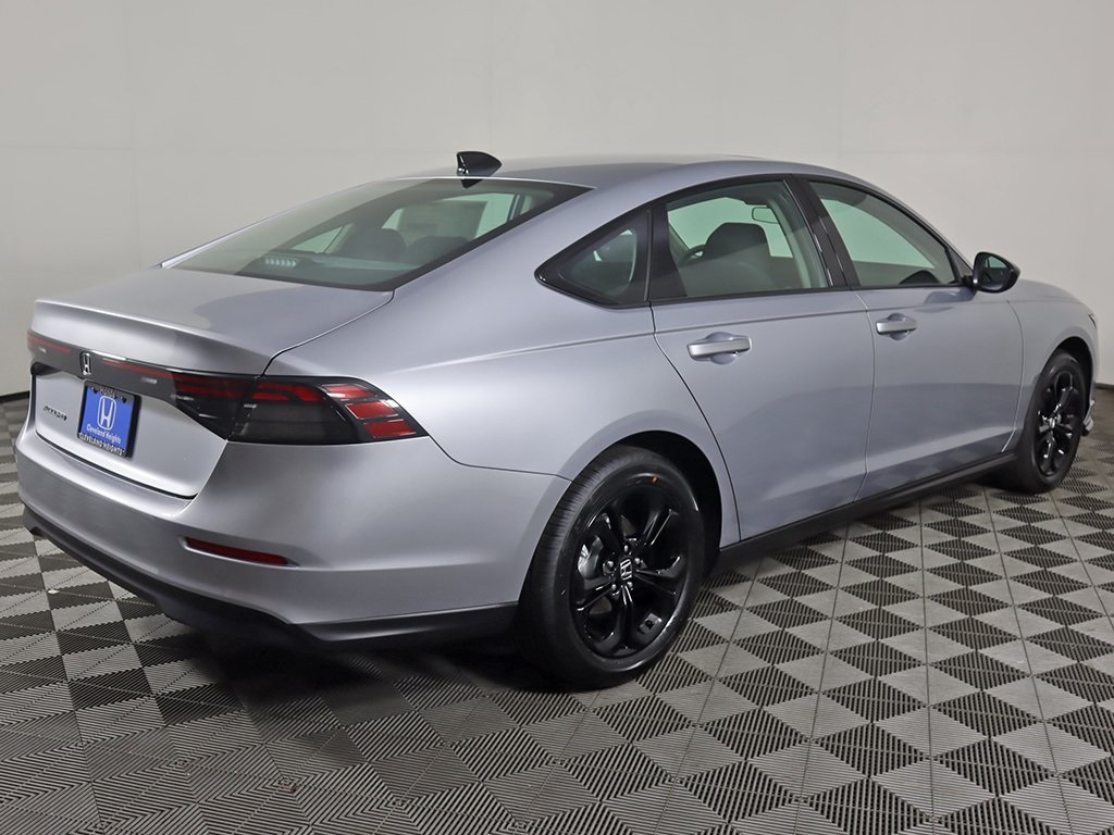 2025 Honda Accord SE photo 4