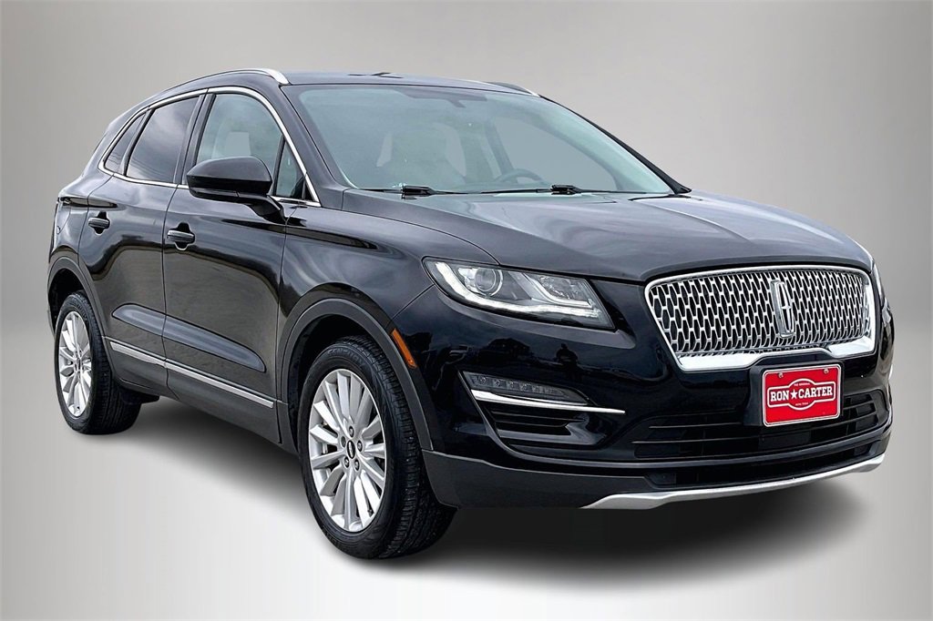 2019 Lincoln MKC Base