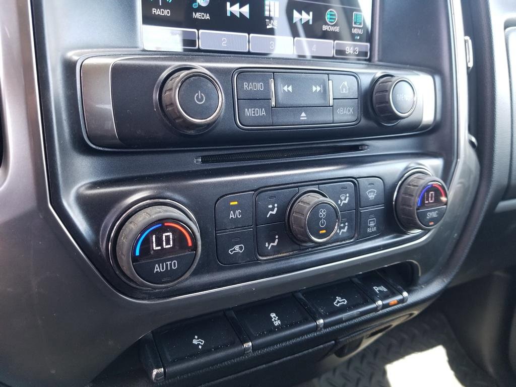 2017 Chevrolet Silverado 1500 LT photo 29
