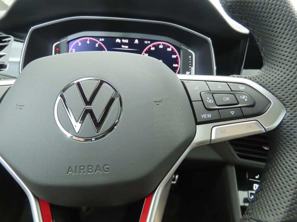 2026 Volkswagen Jetta GLI 2.0T Autobahn photo 12