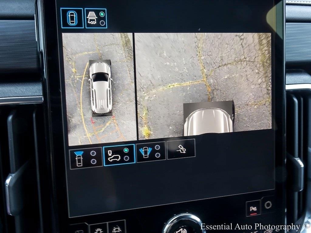 2026 GMC ACADIA - Image 19