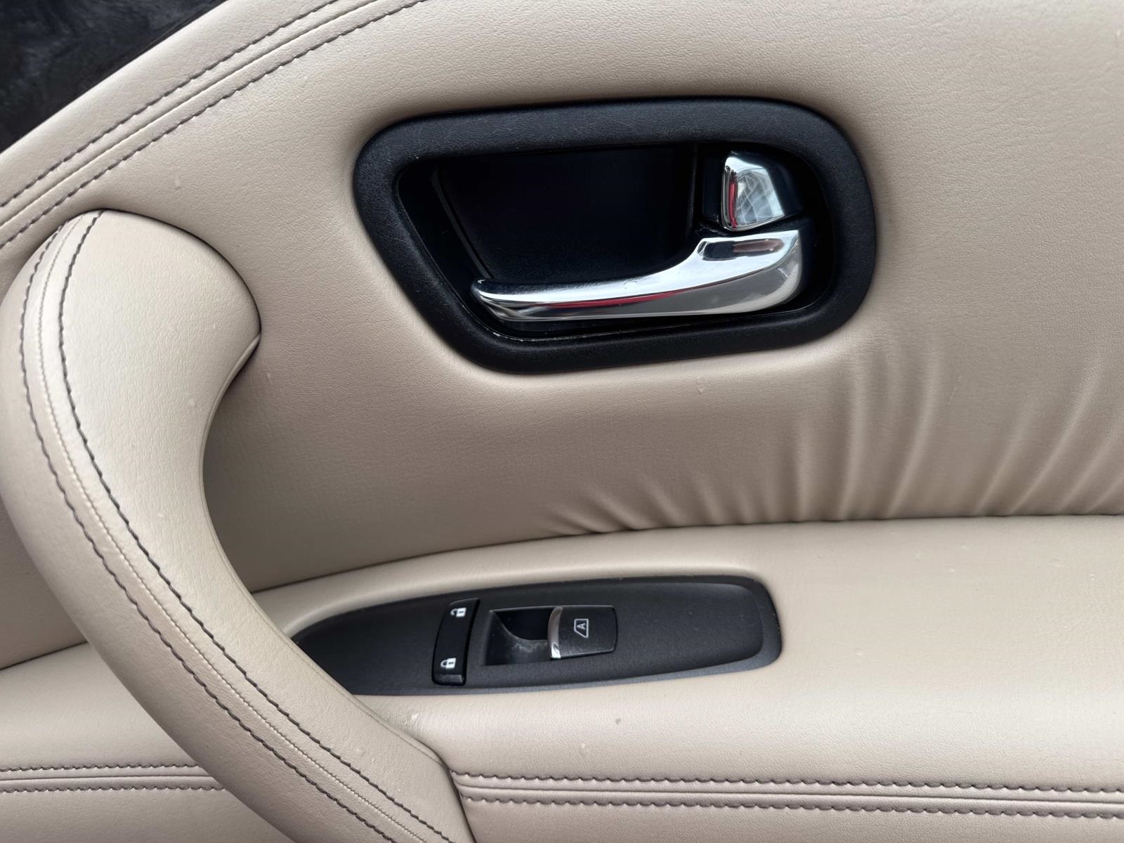 2021 Nissan Armada Platinum photo 11