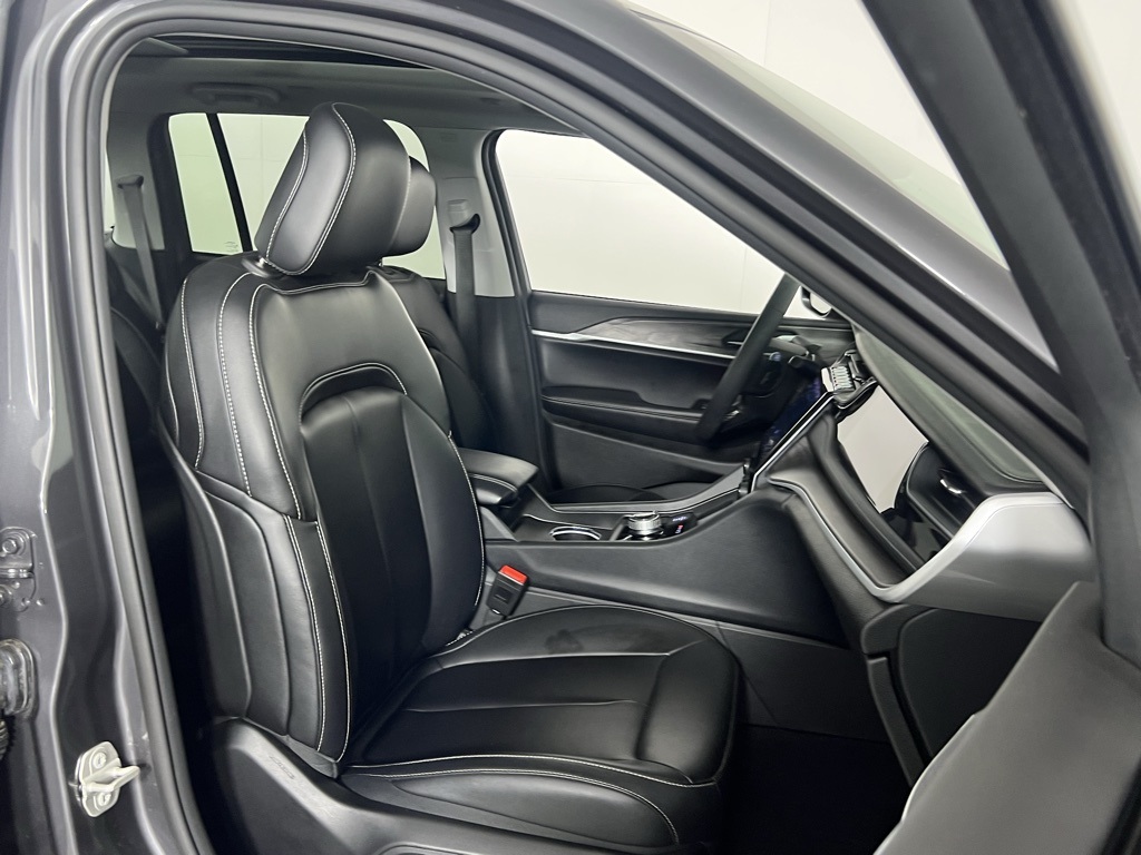 2023 Jeep Cherokee 4xe photo 26