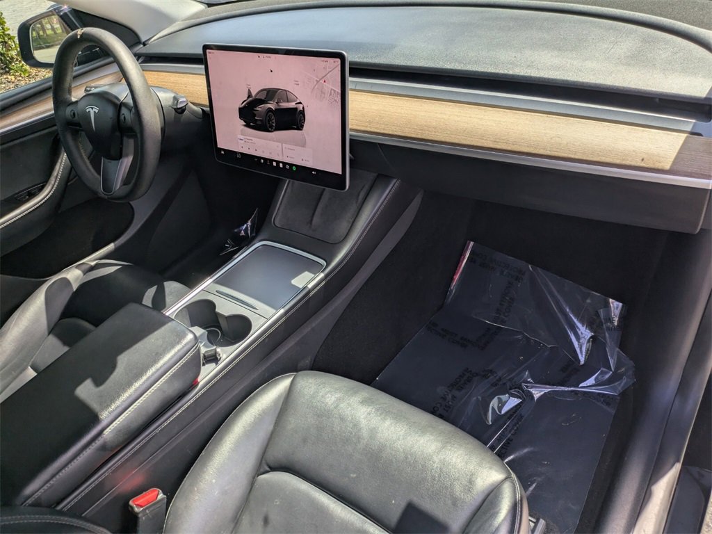 2022 Tesla Model Y Long Range photo 28