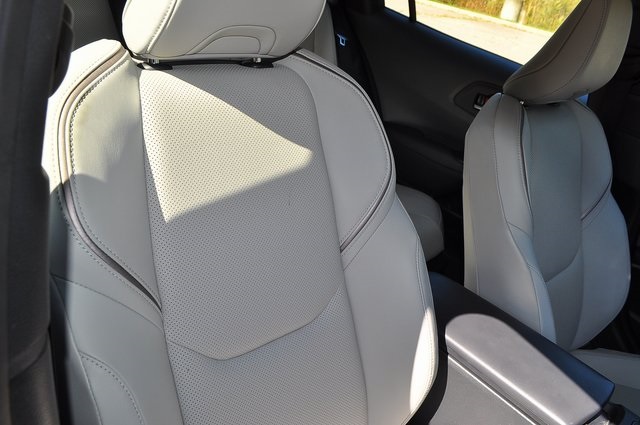 2023 Toyota Prius XLE photo 19
