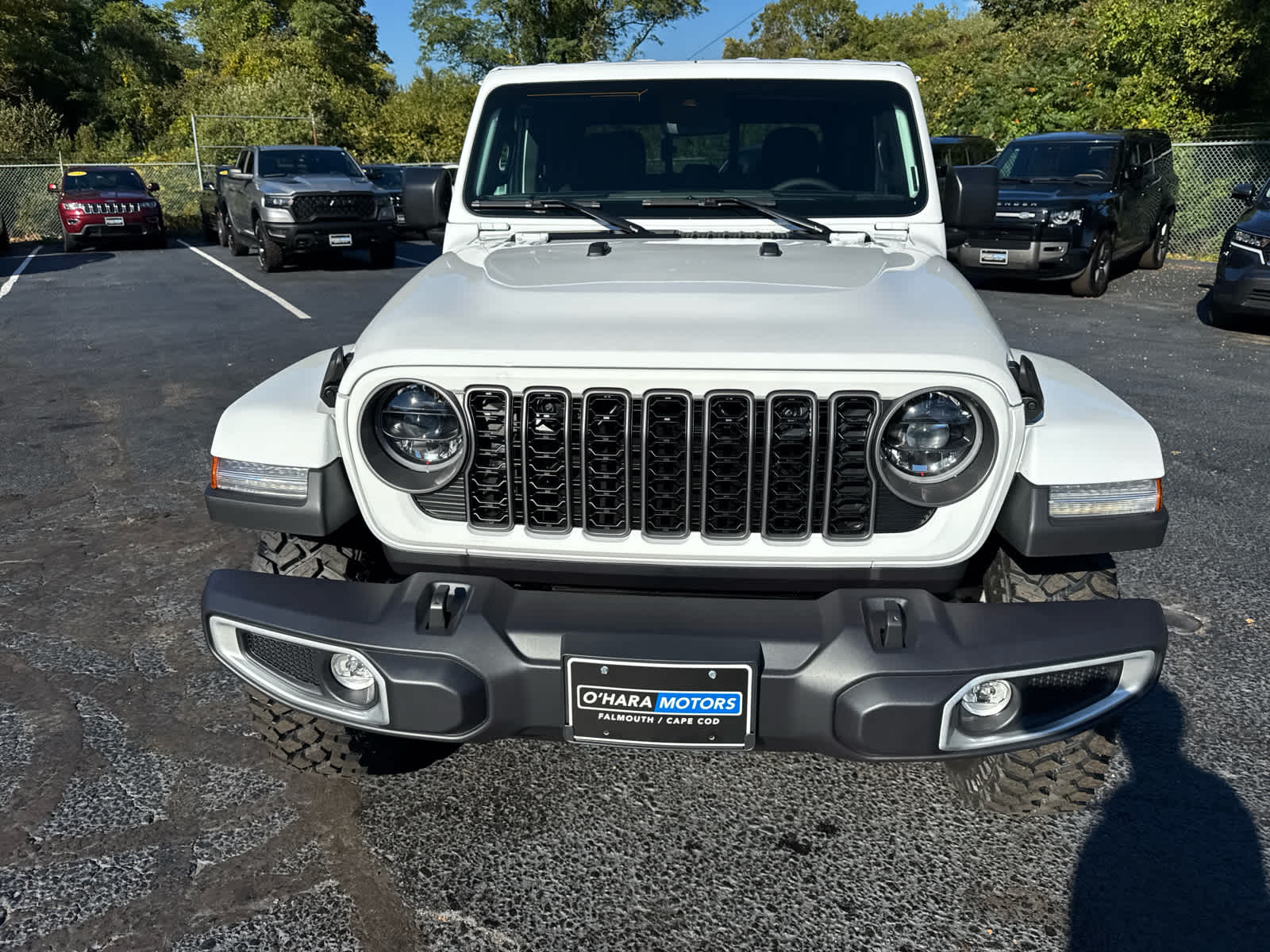2025 Jeep Gladiator Sport photo 2