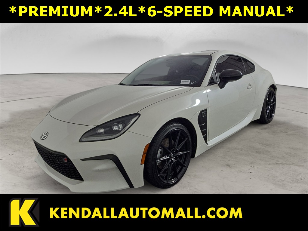 2024 Toyota GR86 Premium's photo