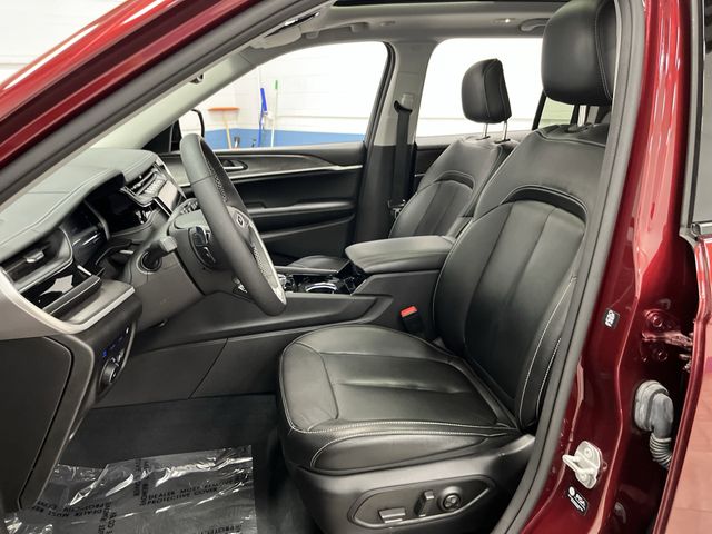 2023 Jeep Cherokee 4xe photo 4